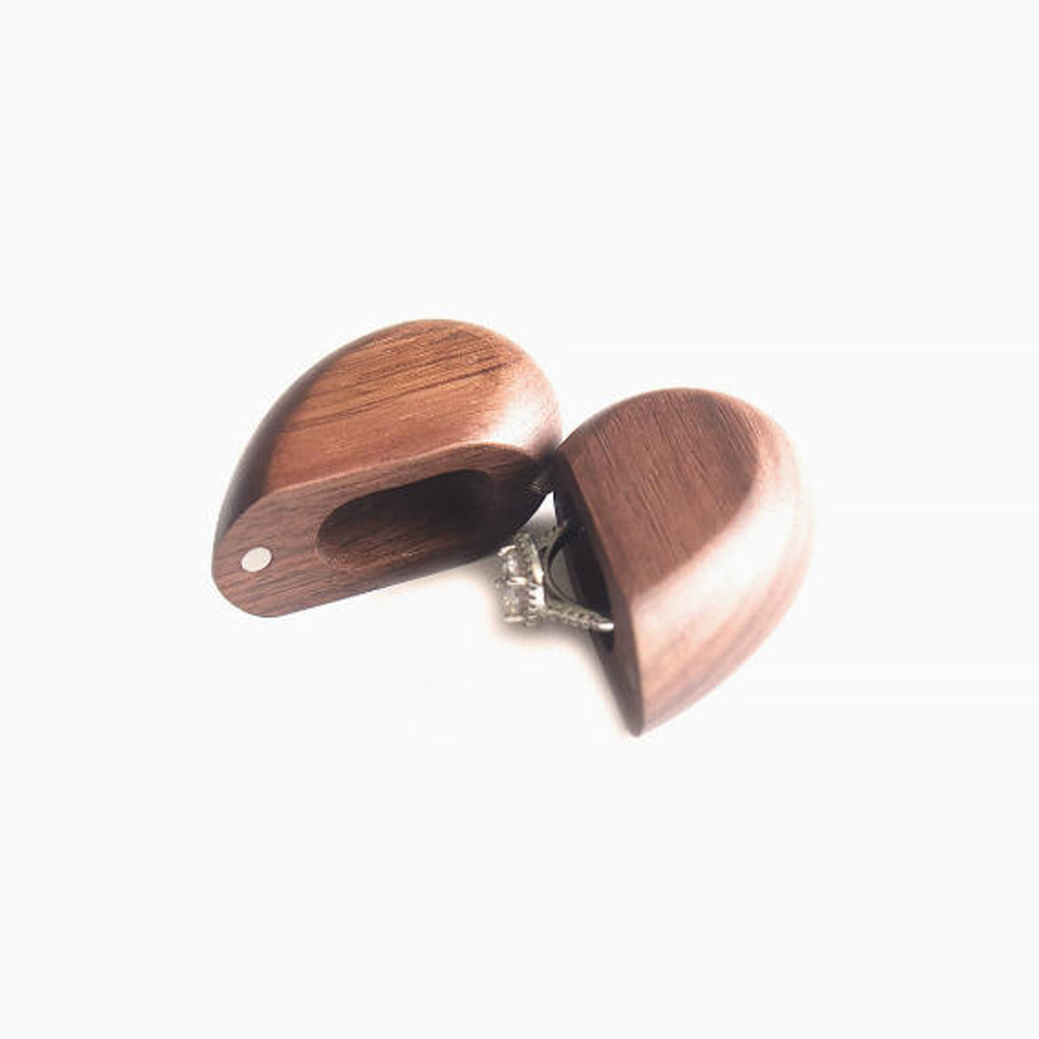 Heart-Shaped Walnut Ring Box Portable Wooden Jewelry Storage Case for Proposal Engagement Wedding Travel Keepsake Display - Image 6