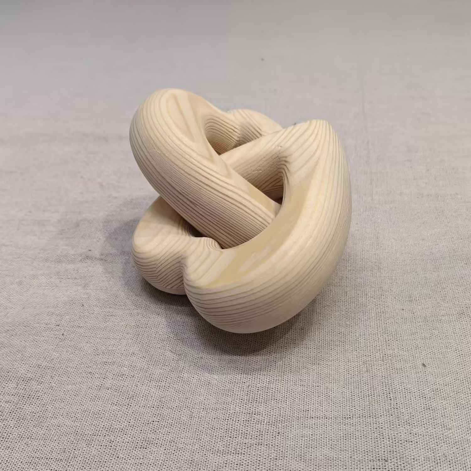 Valentines Day Decorations Wooden Interlocking Hearts Wooden Love Knot Heart Couple Gifts Aesthetic Coffee Table Accessories - Image 4
