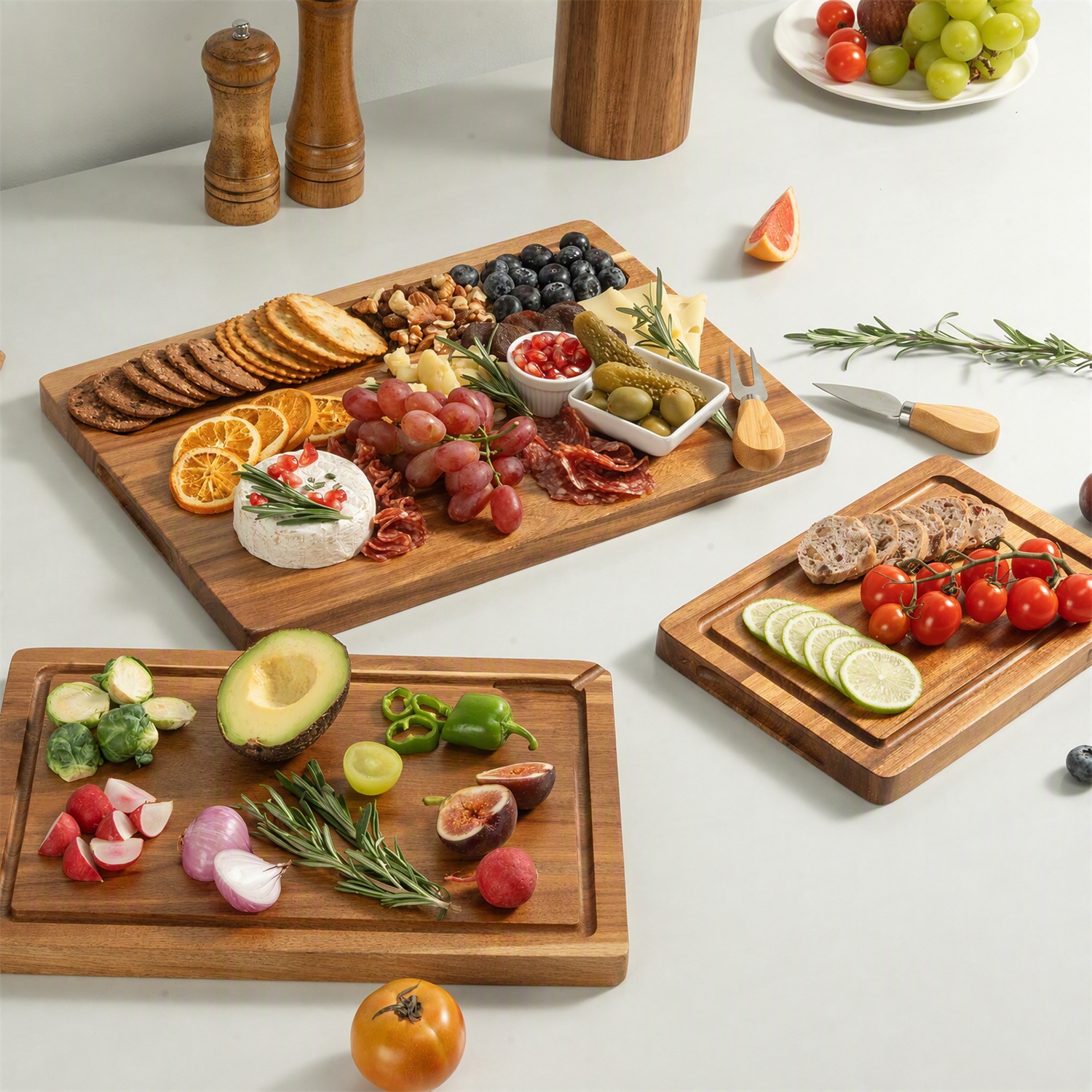 Acacia Wood 3-Piece Cutting Board Set Deep Juice Grooves Butcher Block Design 2.5cm Thick Rectangle Shape Combination Packaging - Image 4