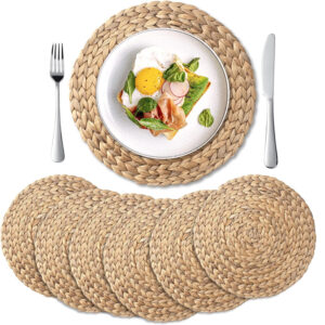 Natural Water Hyacinth Woven Placemats Set of 6 - 13.8 Inch Round Braided Straw Table Mats, Heat-Resistant Wicker Placemats for Dining Table, Kitchen & Farmhouse Decor